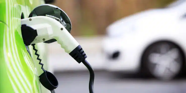 Cresce notavelmente o mercado de carros elétricos no Brasil