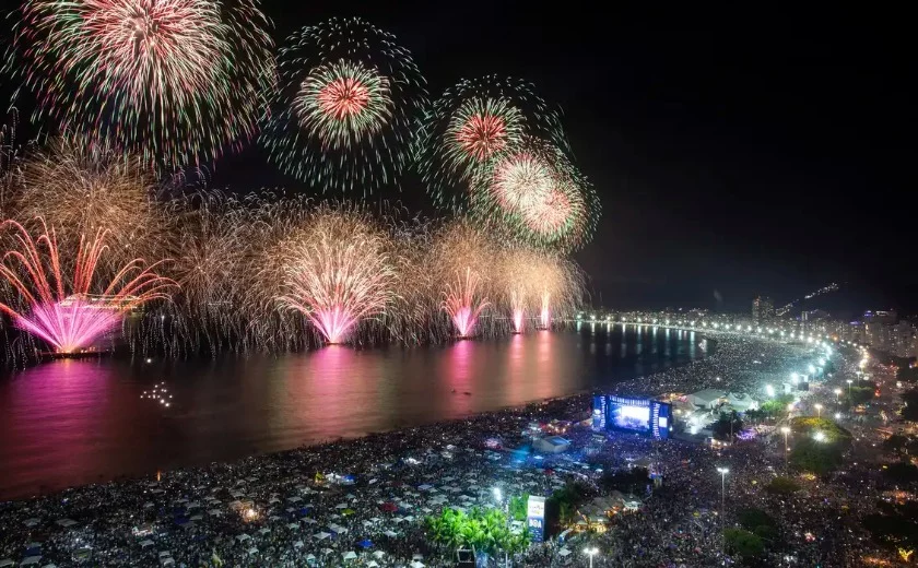 Barulho excessivo das festas de fim de ano pode causar perda auditiva