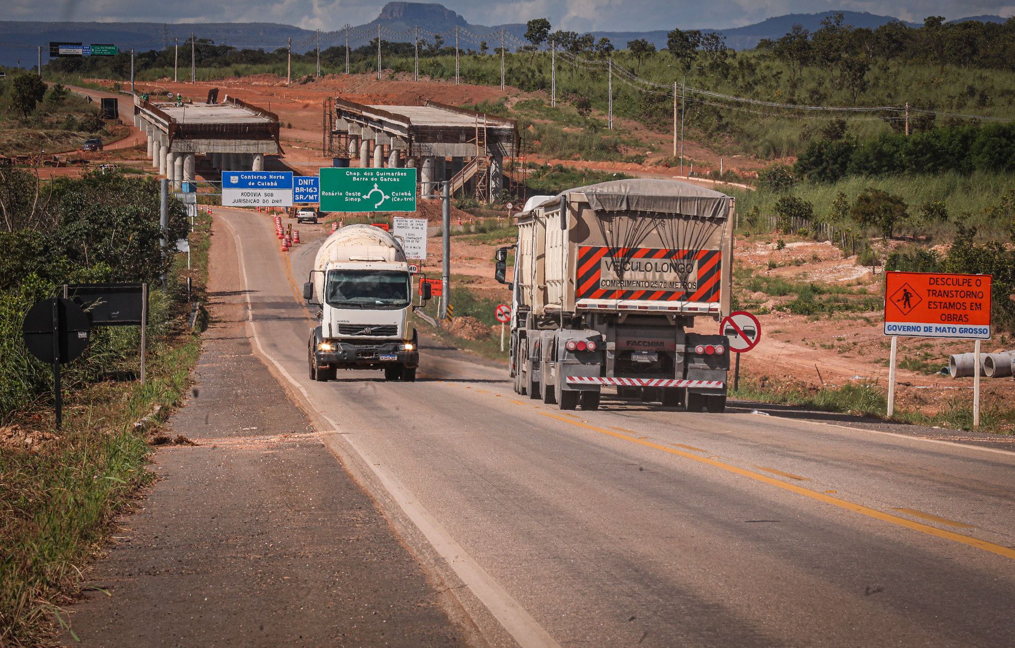 Governo licita R$ 1,59 bilhão em obras de infraestrutura em 2024