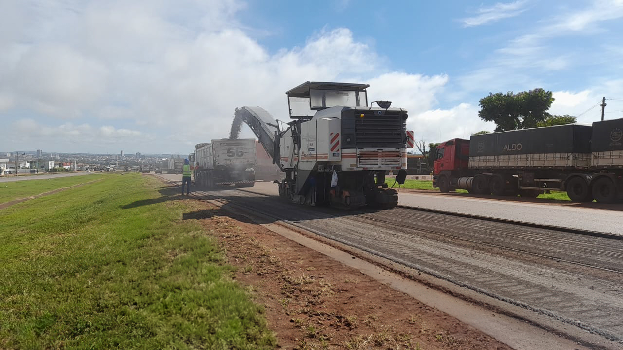 Nova Rota executa obras nas marginais da BR-163/364 em Rondonópolis