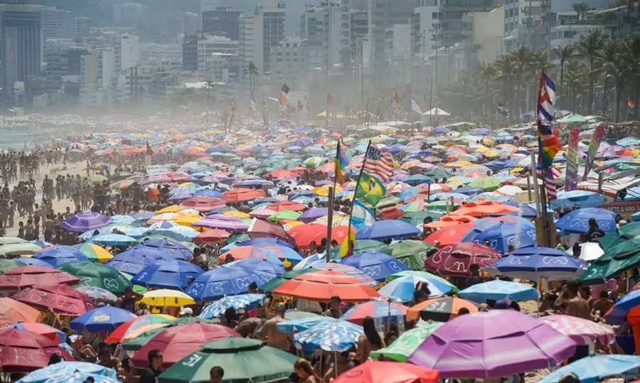 Terceira onda de calor do ano começa com temperaturas extremas e noites acima dos 30°C