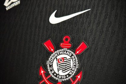 corinthians-assina-contrato-com-jogador-ate-o-final-de-2026