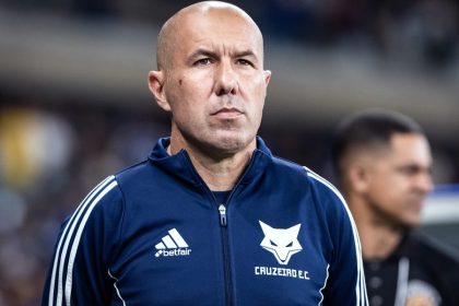 jogador-do-cruzeiro-sofre-lesao-grave-e-esta-fora-da-temporada