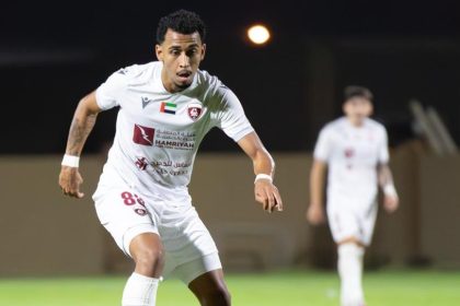 em-grande-fase,-volante-brasileiro-projeta-duelo-inedito-nos-emirados-arabes