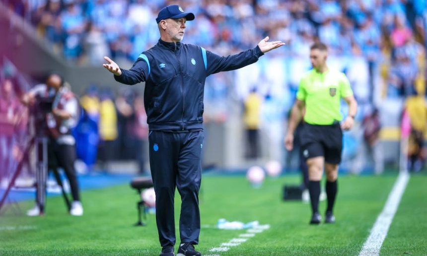 mano-menezes-celebra-vitoria-do-gremio-sobre-o-juventude-e-destaca-atuacao-da-equipe