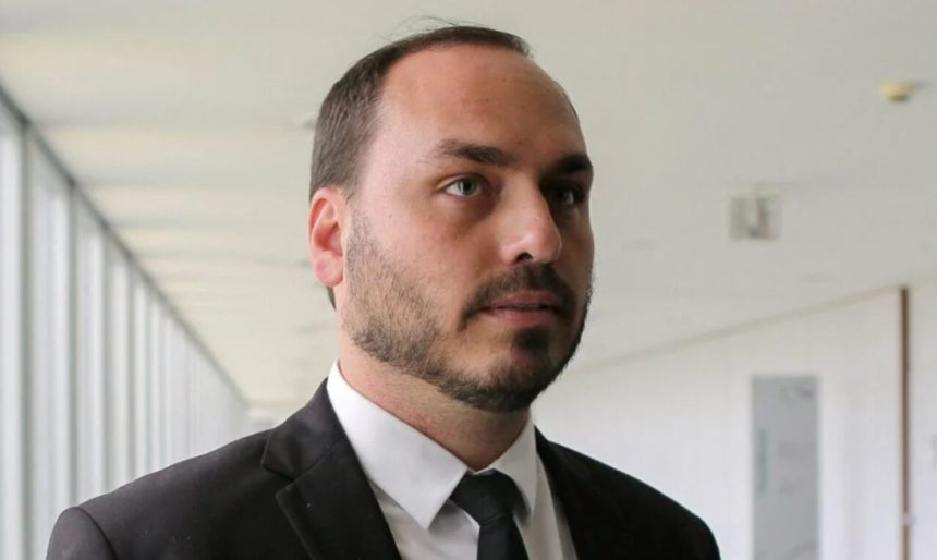 carlos-bolsonaro-confirma-entrada-na-disputa-pelo-senado