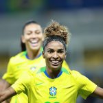 brasil-de-arthur-elias-comeca-a-ganhar-rosto,-e-uma-nova-geracao-assume-o-protagonismo