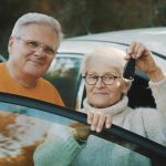 nova-lei-garante-desconto-para-idosos-na-compra-de-carro-zero