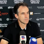 conde-comemora-vitoria-contra-o-corinthians-e-mira-garantir-permanencia-na-proxima-rodada