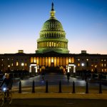 paralisacao-do-governo-dos-eua-pode-acabar-com-acordo-entre-democratas