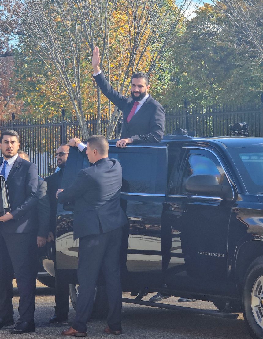 trump-recebe-presidente-sirio-na-casa-branca-e-eua-renovam-isencao-de-sancoes-graves