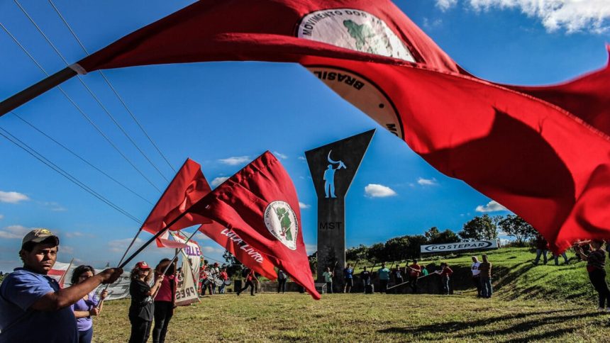 deputados-se-mobilizam-para-incluir-o-mst-no-pl-antifaccao