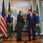 governo-lula-espera-avancar-com-tarifas,-mas-nao-cre-em-fim-de-sancoes-a-brasileiros