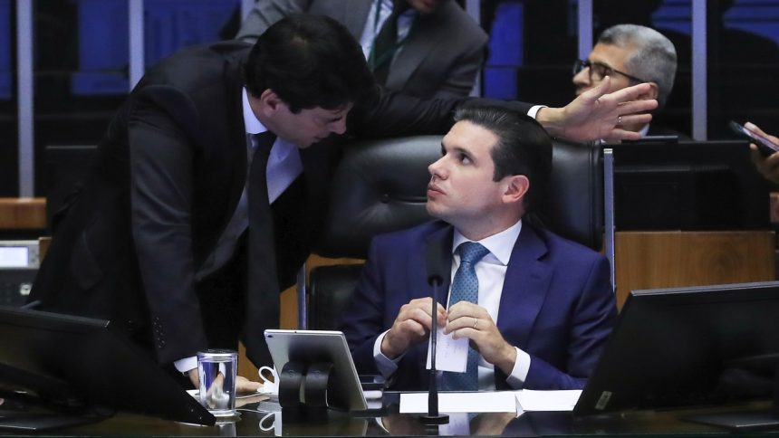 hugo-defende-urgencia-na-votacao-do-pl-antifaccao-e-condena-suposta-protecao-a-bandidos