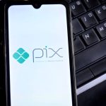 pix-completa-5-anos-e-dispara-como-o-meio-de-pagamento-mais-usado-no-brasil