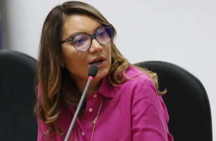 a-nova-gafe-de-janja-durante-entrevista-na-cop30