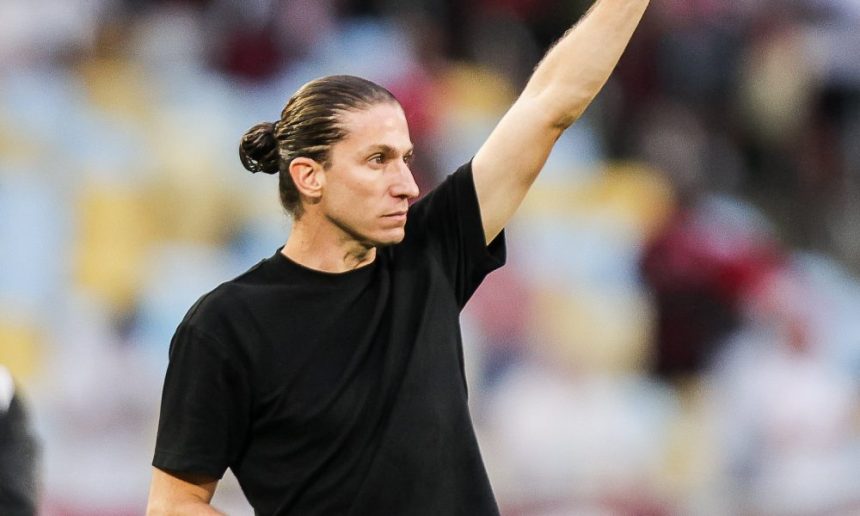 apos-empate-com-o-atletico-mg,-filipe-luis-cobra-postura-de-jogador:-“ele-tem-que-evoluir”