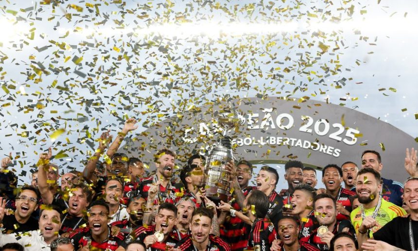 nude-de-jogador-do-flamengo-vaza-em-comemoracao-de-titulo-da-libertadores