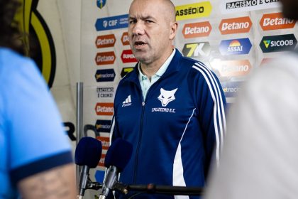 cruzeiro-encerra-sonho-do-titulo,-mas-mira-vice-campeonato-apos-empate-com-o-ceara