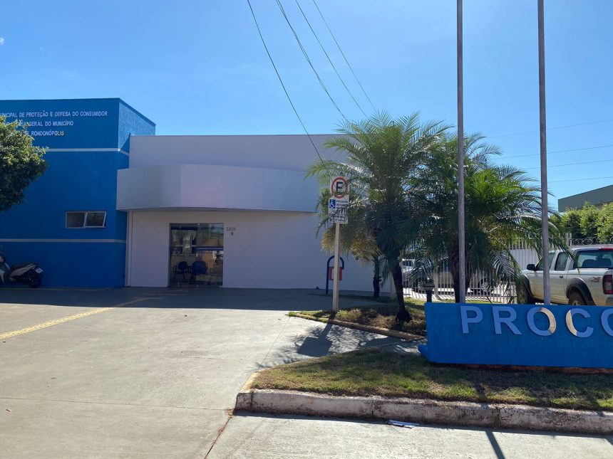 Procon de Rondonópolis registra crescimento de acordos, firma convênio com Cejusc e planeja digitalização para 2026.