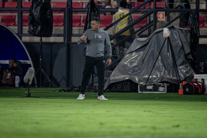 coletiva:-vitoria-sofre-goleada-em-braganca-e-jair-ventura-busca-reacao-imediata