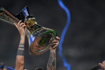 clube-do-brasileirao-encaminha-renovacao-com-tecnico-para-2026