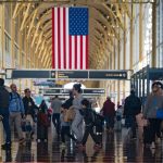 eua-passam-a-exigir-historico-de-redes-sociais-de-turistas