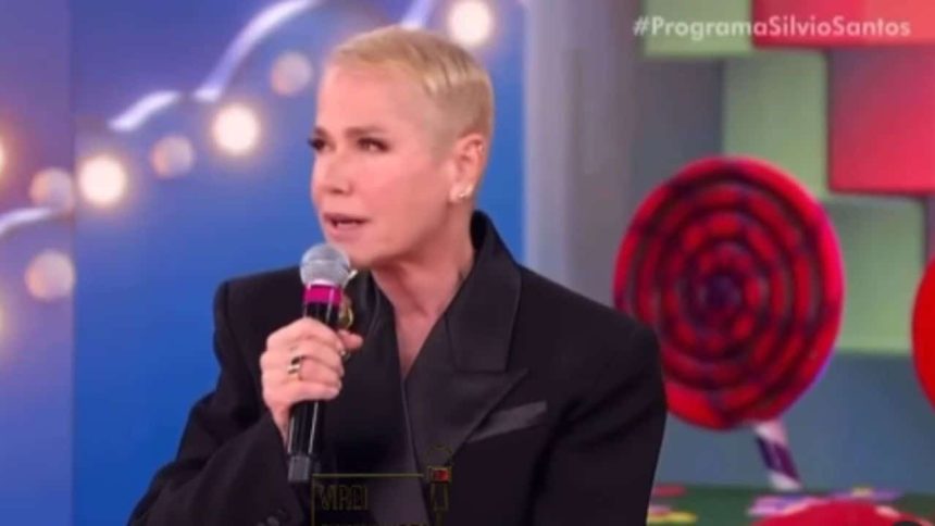 xuxa-e-internada-as-pressas-e-passa-por-cirurgia