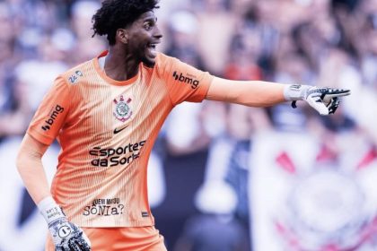 lideranca-em-campo:-hugo-souza-intervem-em-discussao-e-manda-recado-no-corinthians