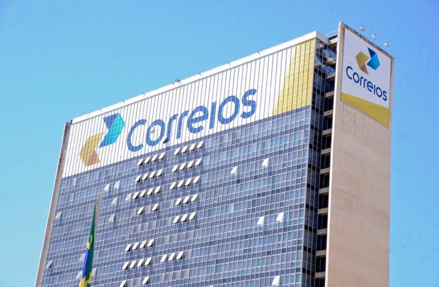 justica-determina-que-correios-mantenham-80%-dos-funcionarios-em-atividade-durante-a-greve