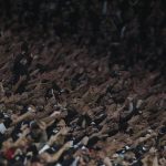 torcida-do-corinthians-invade-area-destinada-ao-vasco-antes-da-final-da-copa-do-brasil;-veja