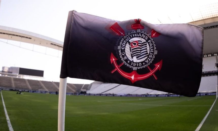 ex-corinthians-entra-no-radar-de-gigante-europeu