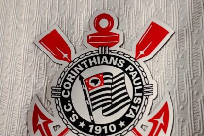 corinthians-confirma-mudancas-no-ataque-para-a-temporada
