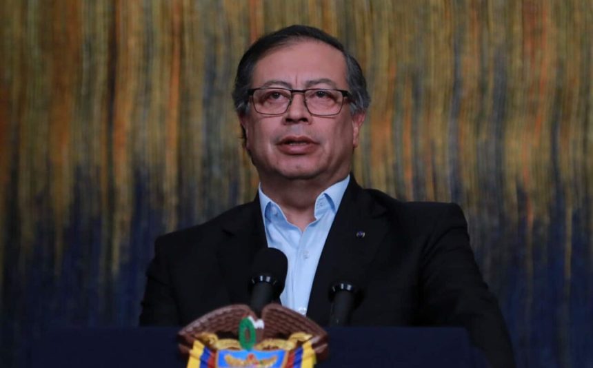 trump-revela-conversa-com-petro-em-ligacao-e-afirma-que-espera-encontro