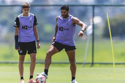 com-caras-novas-e-aposta-na-base,-atletico-mg-estreia-contra-o-betim