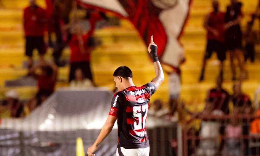 pivetti-lamenta-chances-perdidas-e-iago-vive-noite-inesquecivel-em-volta-redonda