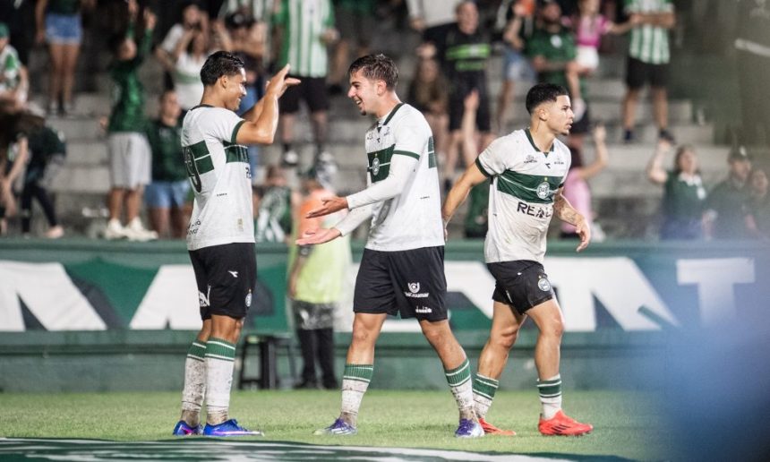 coritiba-enfrenta-o-maringa-pela-terceira-rodada-do-paranaense