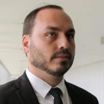 carlos-bolsonaro-confirma-presenca-em-caminhada-ao-lado-de-nikolas-ate-brasilia