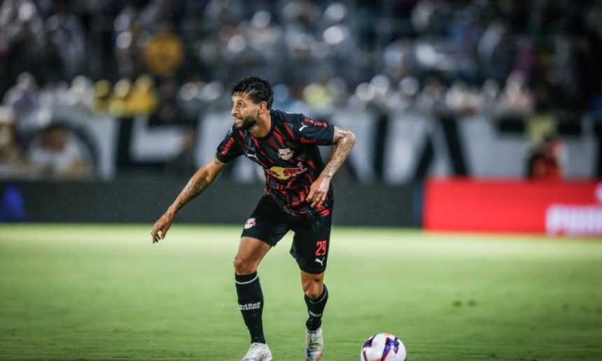 red-bull-bragantino-renova-contrato-do-lateral-esquerdo-juninho-capixaba