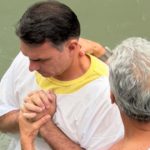 batismo-de-flavio-bolsonaro-no-rio-jordao-marca-viagem-a-israel