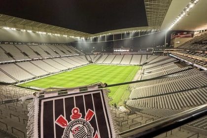 corinthians-anuncia-rescisao-e-confirma-mais-uma-saida-no-elenco
