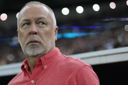 mano-menezes-surpreende-e-assume-novo-cargo-de-treinador