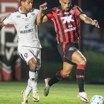 jair-ventura-aprova-estreia-do-vitoria,-pede-calma-e-valoriza-elenco-na-vitoria-sobre-o-remo
