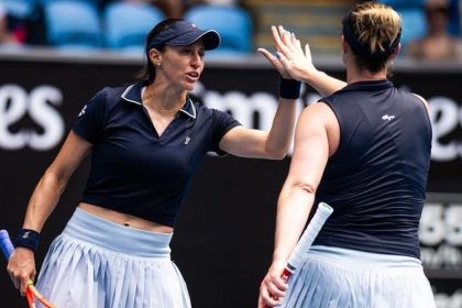 luisa stefani esperancosa-apos-campanha-com semi do australian open