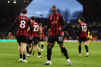 rayan-estreia-com-assistencia-no-bournemouth-e-‘levanta’-torcida-do-vasco