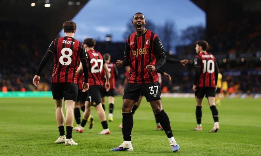 rayan-estreia-com-assistencia-no-bournemouth-e-‘levanta’-torcida-do-vasco