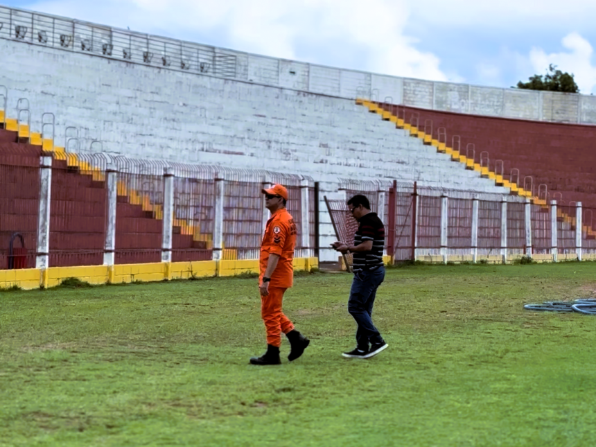 O Estádio Luthero Lopes recebeu laudos de segurança e foi liberado para jogos do estadual com capacidade ampliada para 9.300 torcedores.