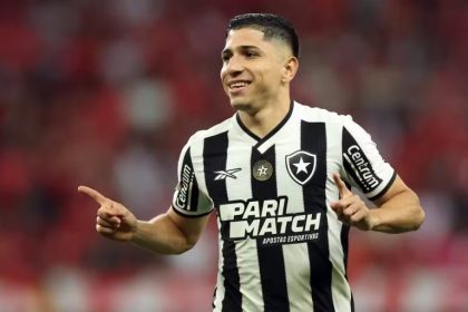 Atlético-MG e Betim ficam no 1 a 1 na Arena MRV. Reinier marcou para o Galo, mas Diego Jardel garantiu o empate na estreia do Campeonato Mineiro.