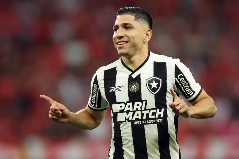 Atlético-MG e Betim ficam no 1 a 1 na Arena MRV. Reinier marcou para o Galo, mas Diego Jardel garantiu o empate na estreia do Campeonato Mineiro.