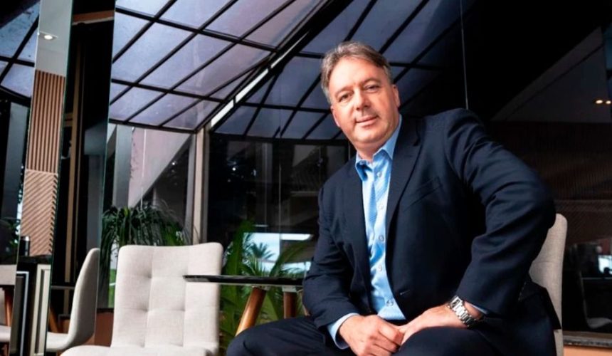 Retrato de Romeu Stanguerlin, novo Diretor Presidente da Nortox.